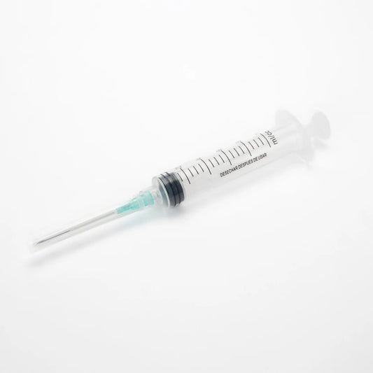 Jeringa Hipodérmica Estéril de 10 ML Aguja 21 G X 1 1/2" CAJA 100 UND