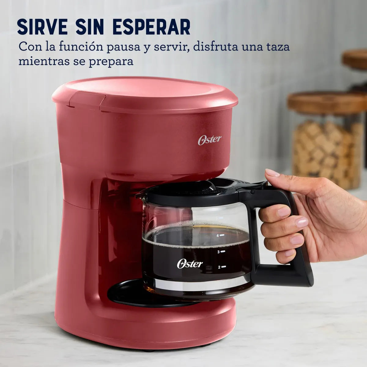 Cafetera Eléctrica 5 Tazas con Filtro Permanente Roja OSTER BVSTDCS51B